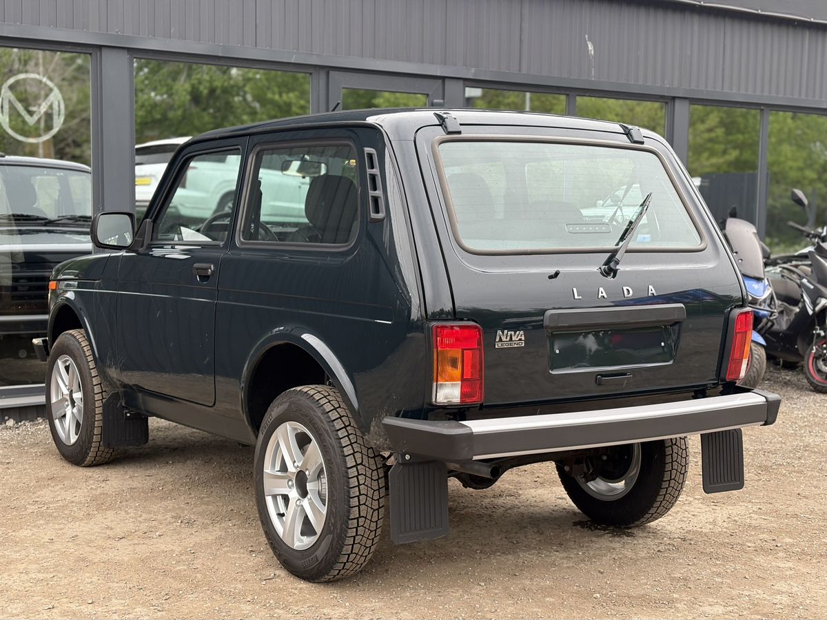 Lada (ВАЗ) Niva Legend I 1.7 MT (83 л.с.) 4WD Luxe Кондиционер 2023 — фото 6