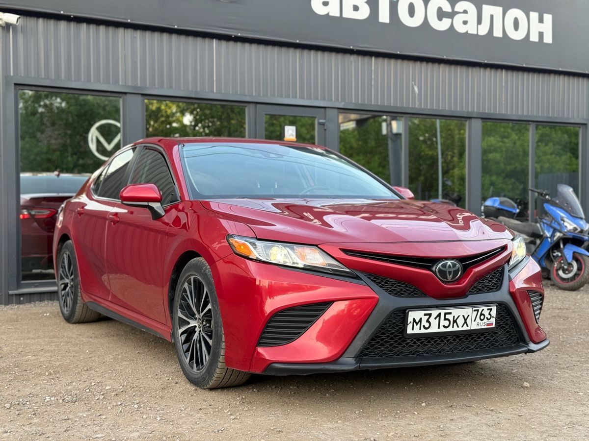 Toyota Camry VIII (XV70) 2.5 AT (207 л.с.) 2020 — фото 1