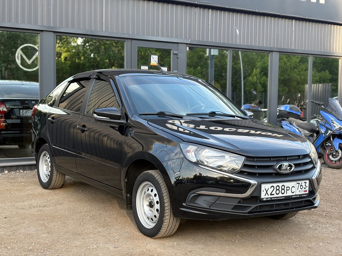 Lada (ВАЗ) Granta I Рестайлинг 1.6 MT (90 л.с.) Comfort (2021) 2025 — купить в Самаре