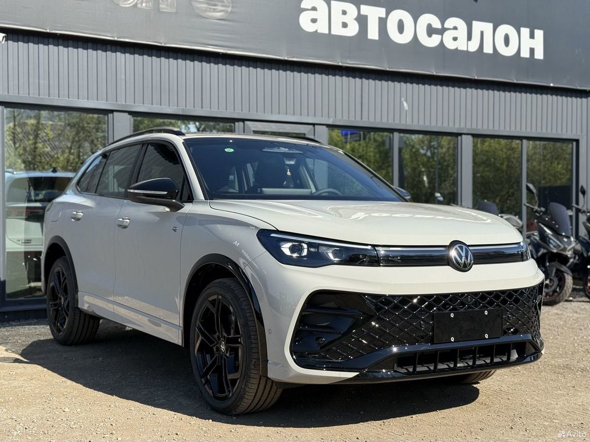 Volkswagen Tiguan III (China Market) L Pro 2.0 AMT (220 л.с.) 4WD R-Line Premium 2026 — фото 1