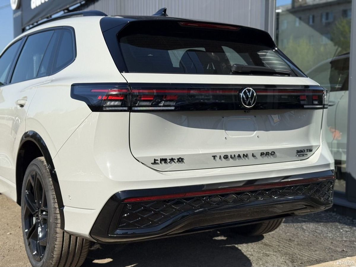 Volkswagen Tiguan III (China Market) L Pro 2.0 AMT (220 л.с.) 4WD R-Line Premium 2026 — фото 7