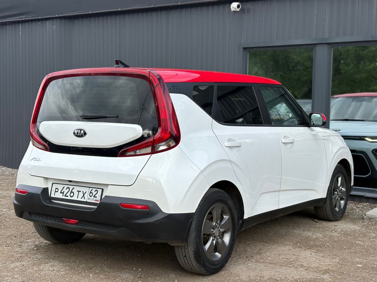Kia Soul III 2.0 AT (150 л.с.) Luxe 2020 — фото 6