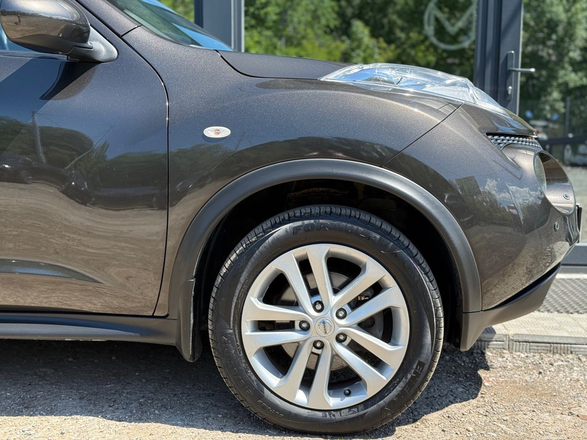 Nissan Juke I 1.6 CVT (190 л.с.) 4WD SHIRO 2011 — фото 7