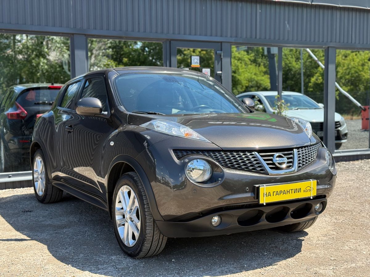 Nissan Juke I 1.6 CVT (190 л.с.) 4WD SHIRO 2011 — купить в Самаре