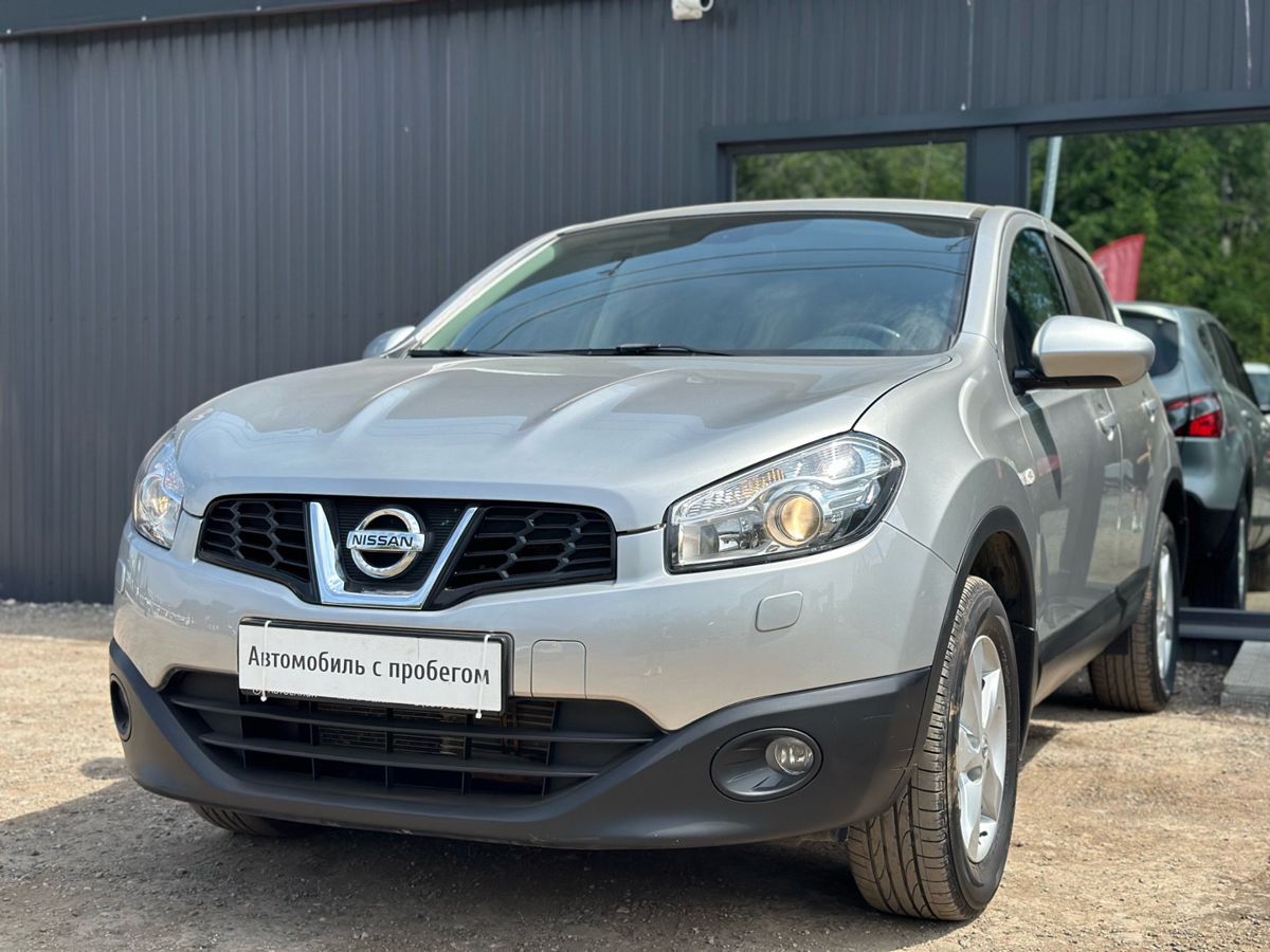 Nissan Qashqai I Рестайлинг 1.6 CVT (117 л.с.) SE 2012 — фото 3