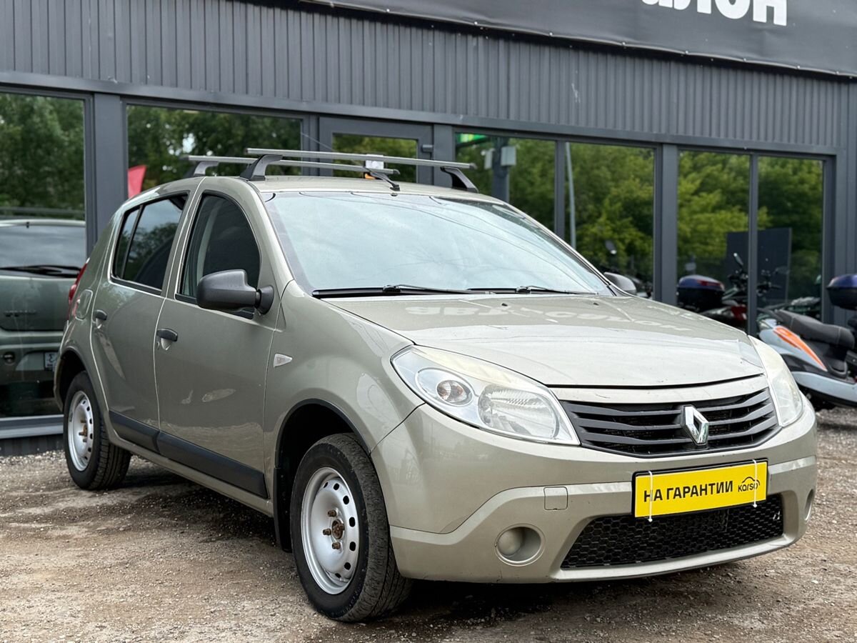 Renault Sandero I 1.6 MT (84 л.с.) 2011 — купить в Самаре