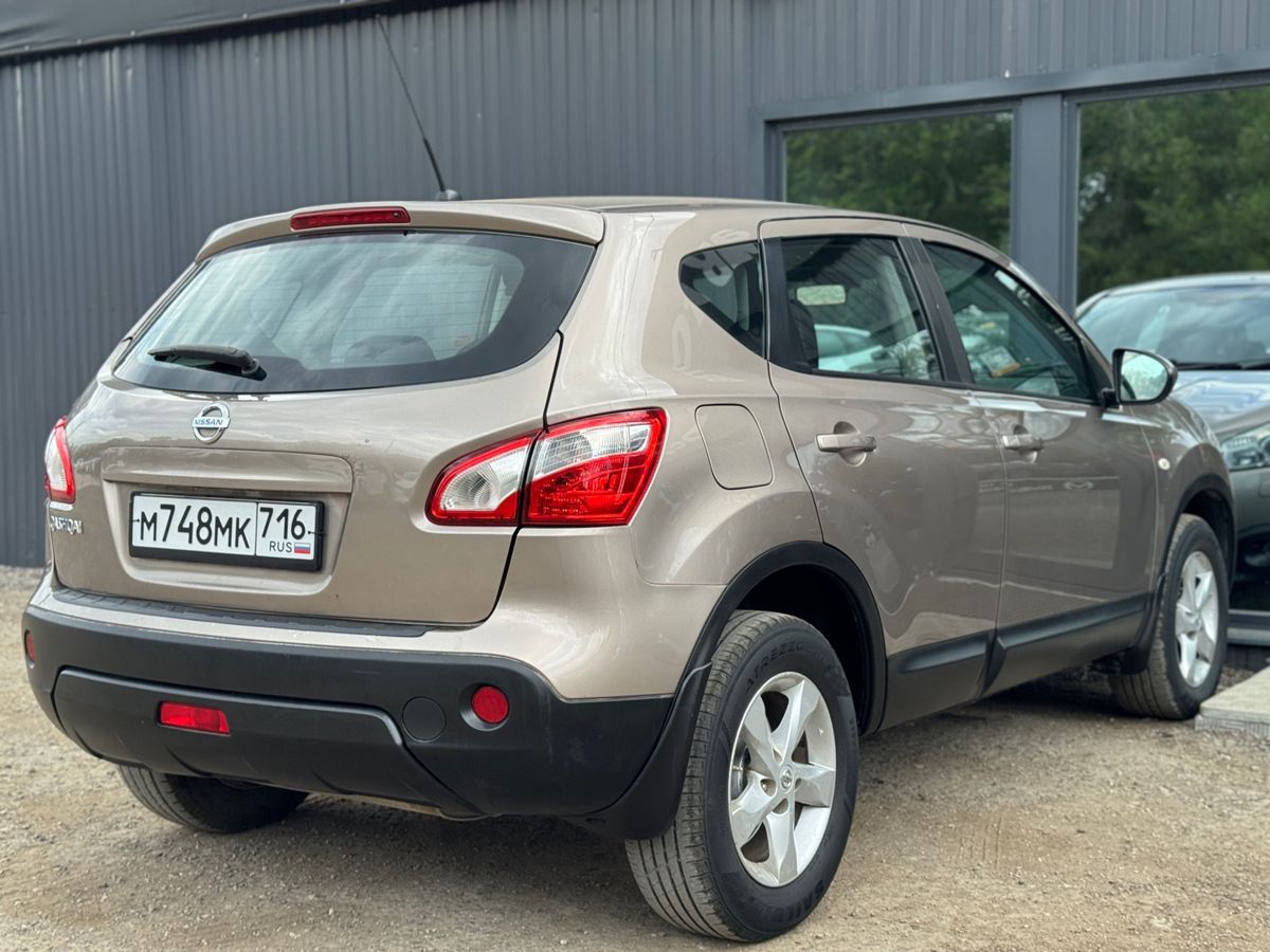 Nissan Qashqai I Рестайлинг 2.0 CVT (141 л.с.) SE 2012 — фото 6