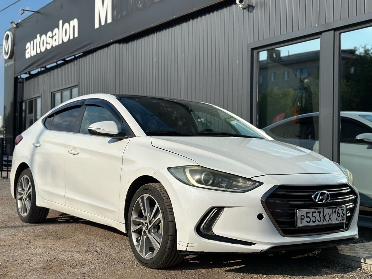 Hyundai Elantra VI (AD) 2.0 AT (150 л.с.) Comfort 2018 — фото 4
