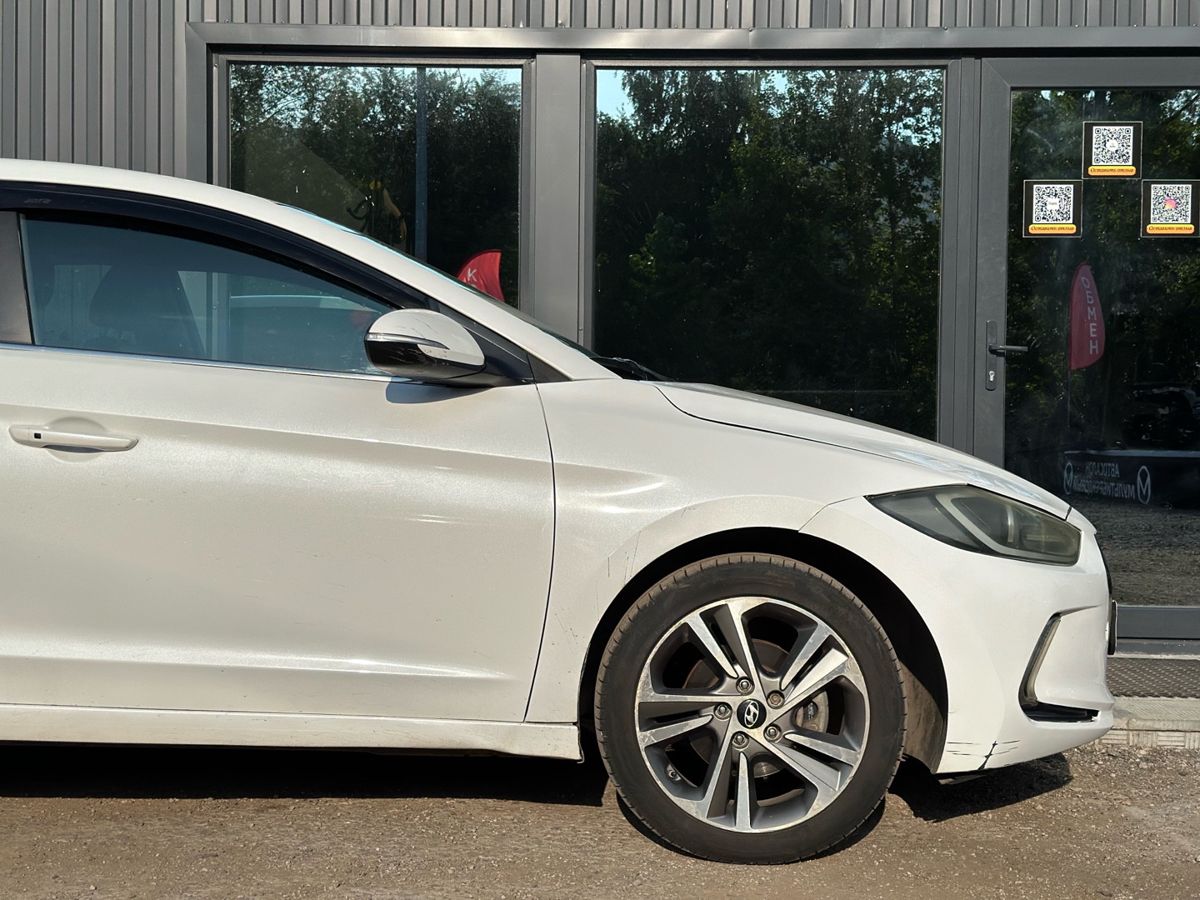 Hyundai Elantra VI (AD) 2.0 AT (150 л.с.) Comfort 2018 — фото 6