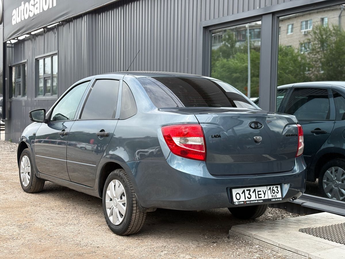 Lada (ВАЗ) Granta I 1.6 MT (87 л.с.) 2015 — фото 8