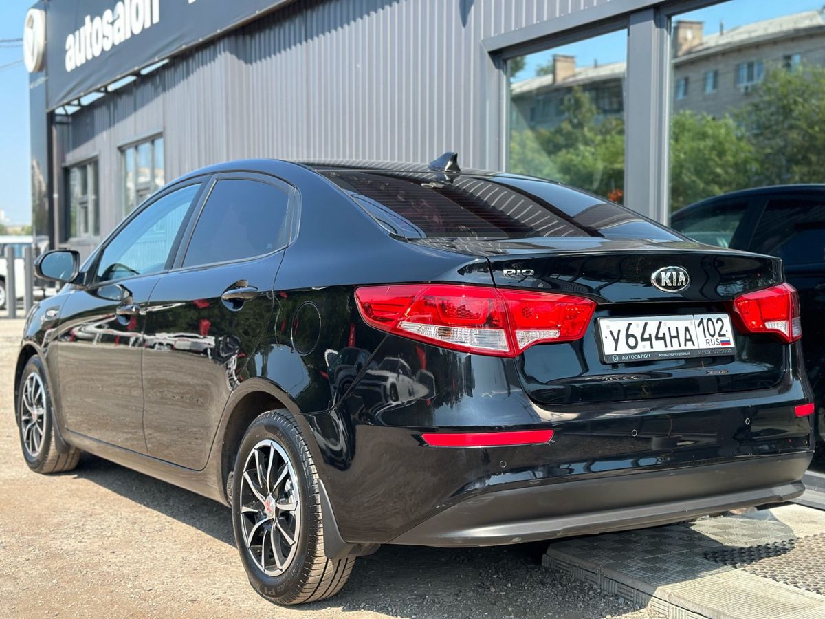 Kia Rio III Рестайлинг 1.6 MT (123 л.с.) Prestige 2017 — фото 9
