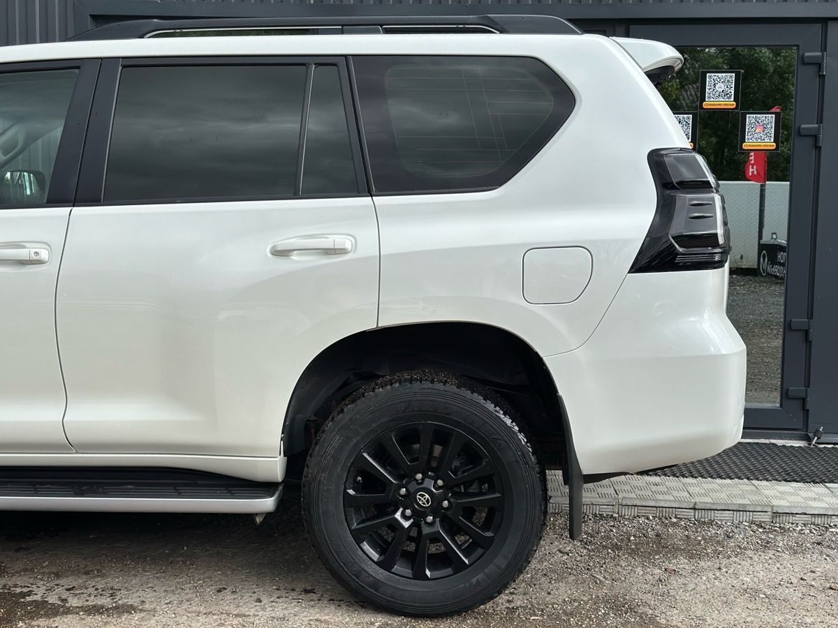 Toyota Land Cruiser Prado 150 Series Рестайлинг 3 4.0 AT (249 л.с.) 4WD Элеганс Плюс 2021 — фото 8