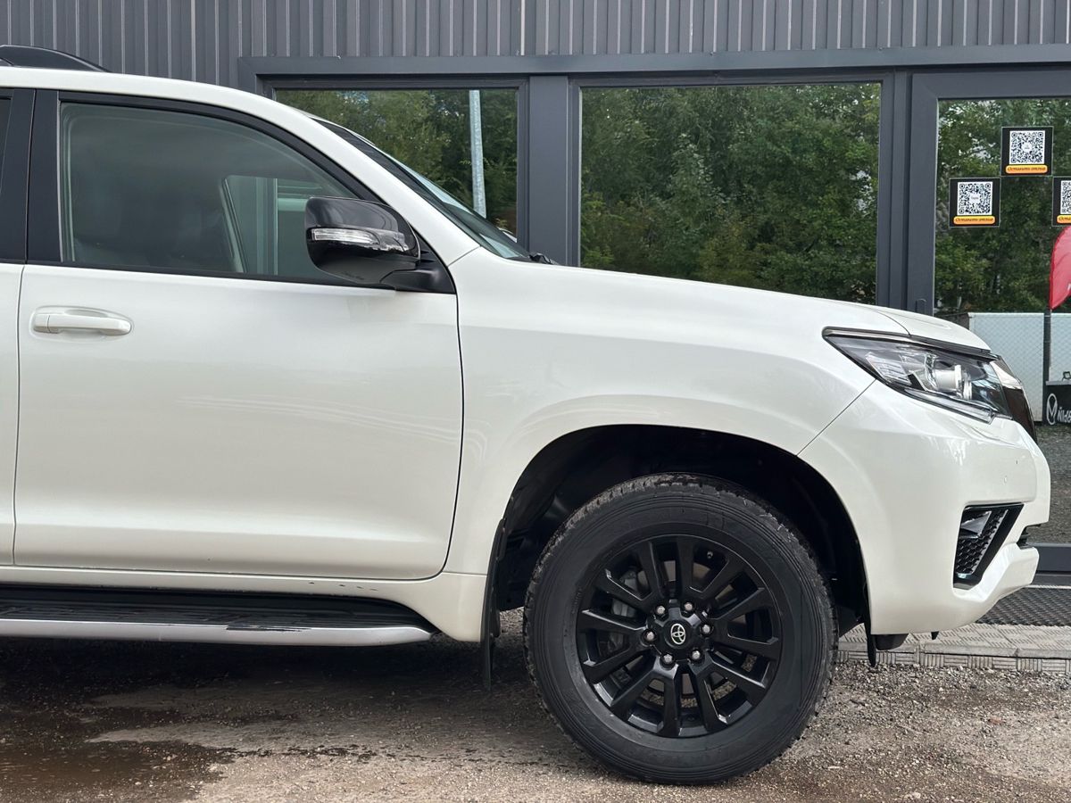 Toyota Land Cruiser Prado 150 Series Рестайлинг 3 4.0 AT (249 л.с.) 4WD Элеганс Плюс 2021 — фото 6