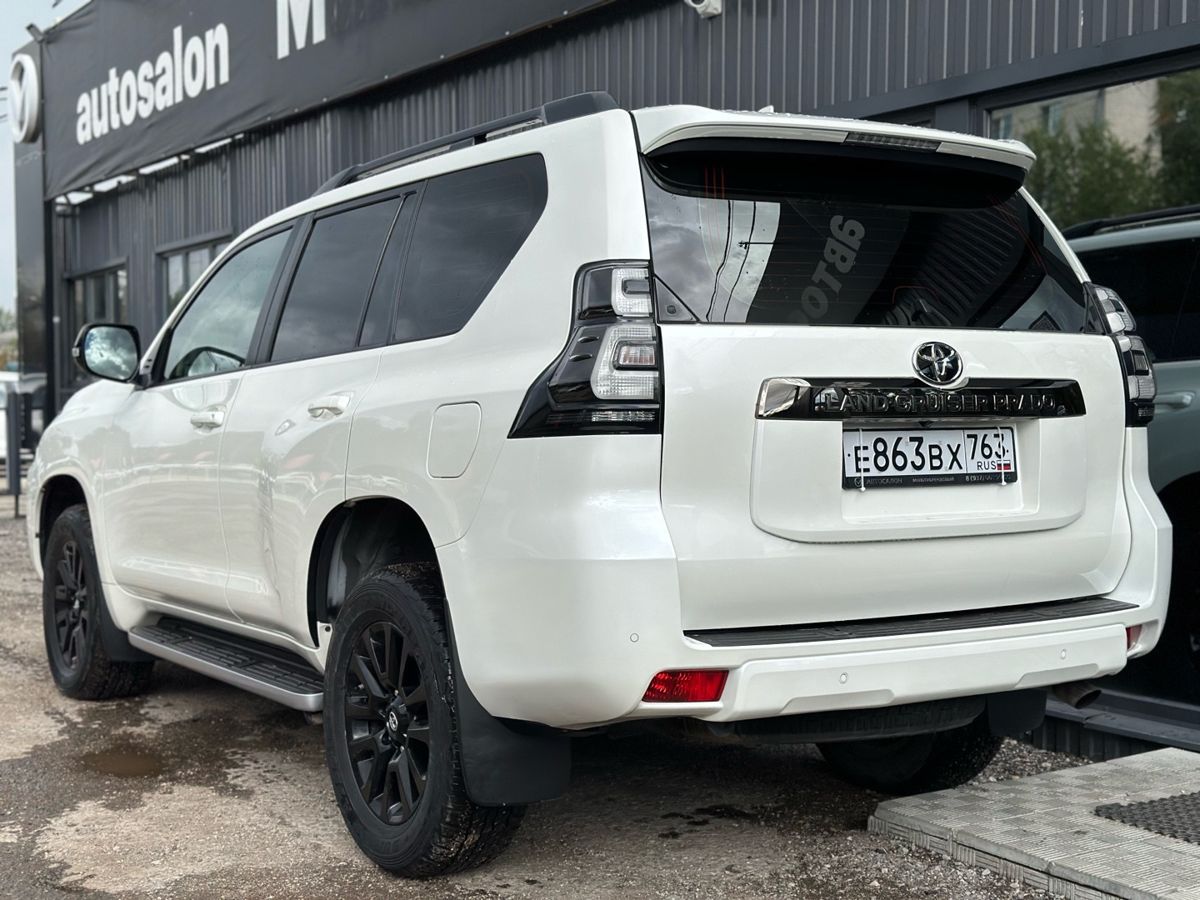 Toyota Land Cruiser Prado 150 Series Рестайлинг 3 4.0 AT (249 л.с.) 4WD Элеганс Плюс 2021 — фото 9