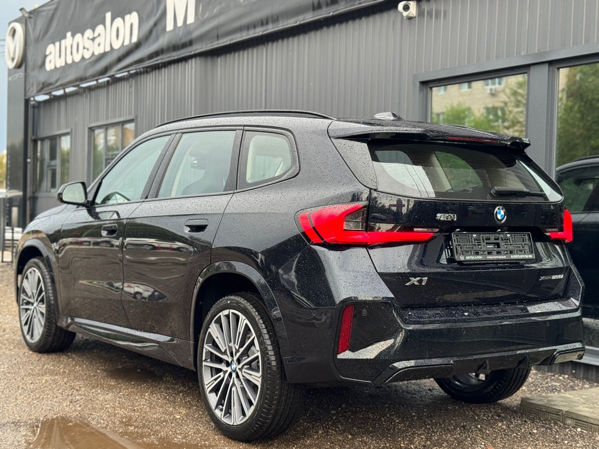 BMW X1 III (U11/U12) 25Li xDrive 2.0 AMT (204 л.с.) 4WD xDrive25Li M Sport Package 2026 — фото 9