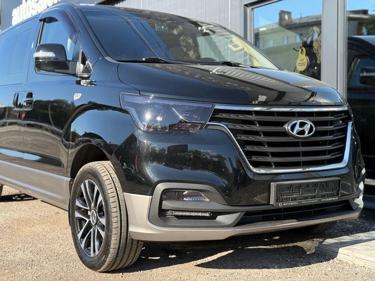 Hyundai Grand Starex I Рестайлинг 2 2.5d AT (175 л.с.) 4WD 2018 — фото 5