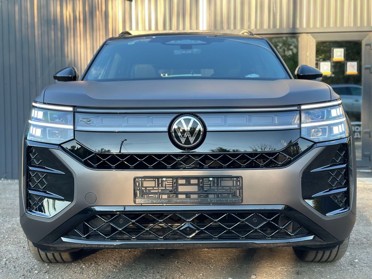 Volkswagen Teramont II (China Market) Pro 2.0 AMT (272 л.с.) 4WD Peak 2026 — фото 2