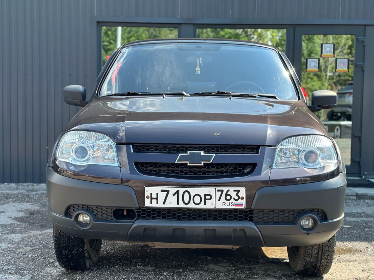 Chevrolet Niva I Рестайлинг 1.7 MT (80 л.с.) 4WD GL 2015 — фото 2