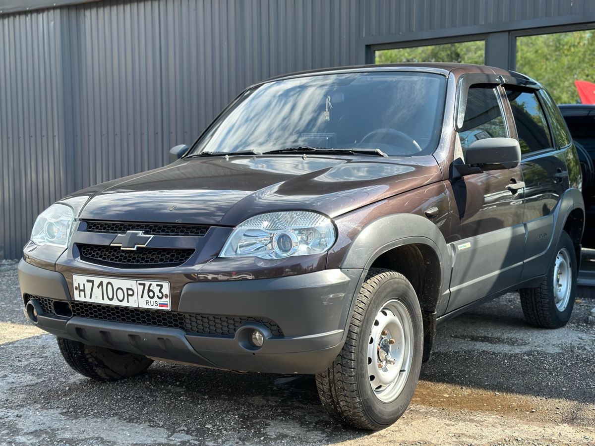 Chevrolet Niva I Рестайлинг 1.7 MT (80 л.с.) 4WD GL 2015 — фото 3