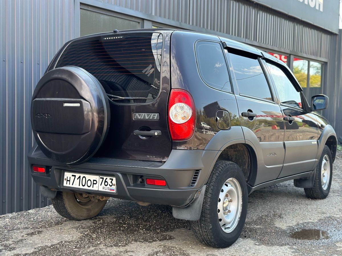 Chevrolet Niva I Рестайлинг 1.7 MT (80 л.с.) 4WD GL 2015 — фото 7