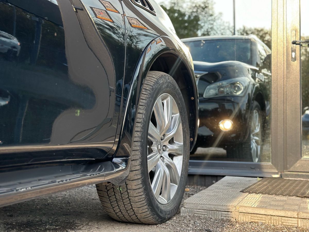 Infiniti QX80 I 5.6 AT (405 л.с.) 4WD Hi-tech 2014 — фото 6