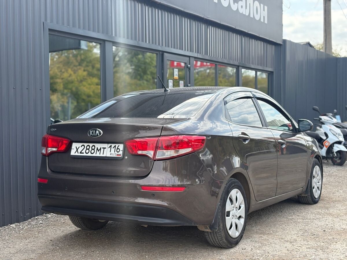 Kia Rio III Рестайлинг 1.4 AT (107 л.с.) Comfort Аудио 2016 — фото 6