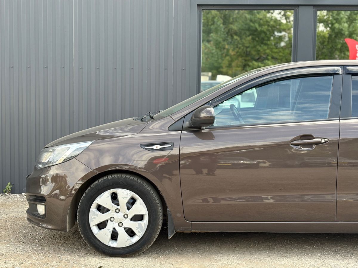 Kia Rio III Рестайлинг 1.4 AT (107 л.с.) Comfort Аудио 2016 — фото 9