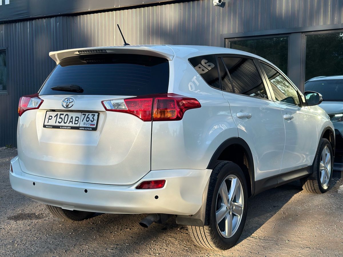 Toyota RAV4 IV (XA40) 2.0 CVT (146 л.с.) 4WD Комфорт Плюс 2013 — фото 6