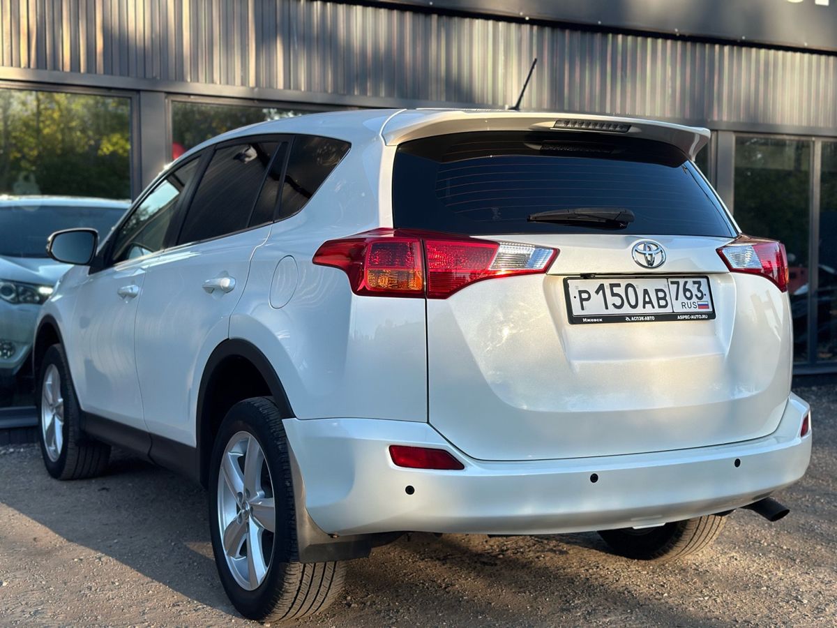 Toyota RAV4 IV (XA40) 2.0 CVT (146 л.с.) 4WD Комфорт Плюс 2013 — фото 4