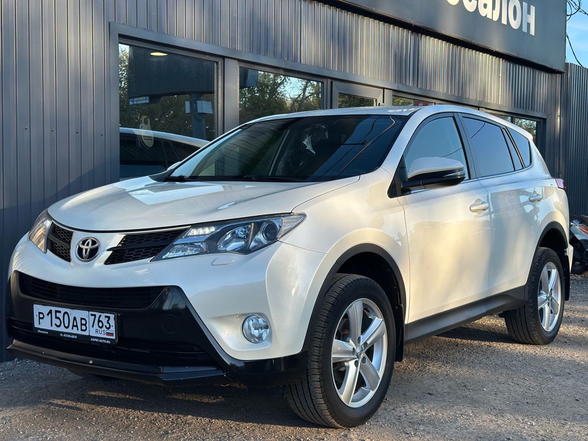 Toyota RAV4 IV (XA40) 2.0 CVT (146 л.с.) 4WD Комфорт Плюс 2013 — фото 10