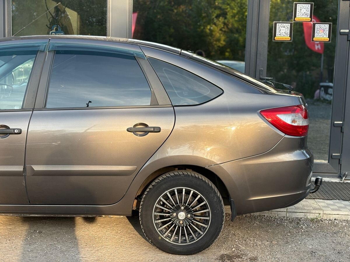 Lada (ВАЗ) Granta I 1.6 MT (106 л.с.) Luxe Prestige 21917-52-71Y 2017 — фото 10