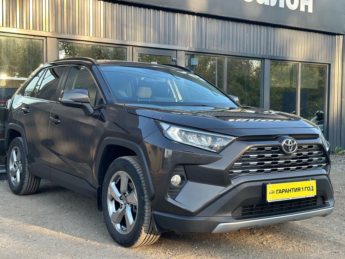 Toyota RAV4 V (XA50) 2.0 CVT (149 л.с.) 4WD Комфорт 2020 — фото 1