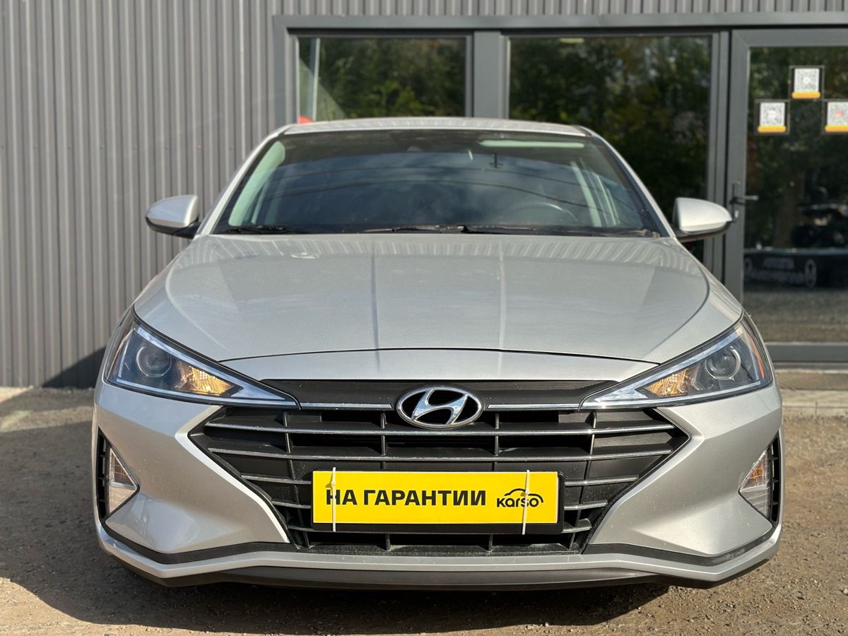 Hyundai Elantra VI (AD) 2.0 AT (150 л.с.) Comfort + Style + High-Tech 2019 — фото 2