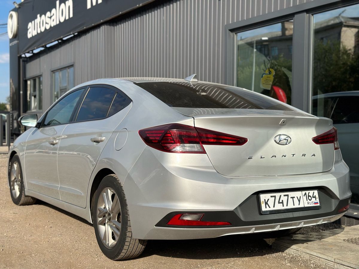 Hyundai Elantra VI (AD) 2.0 AT (150 л.с.) Comfort + Style + High-Tech 2019 — фото 8