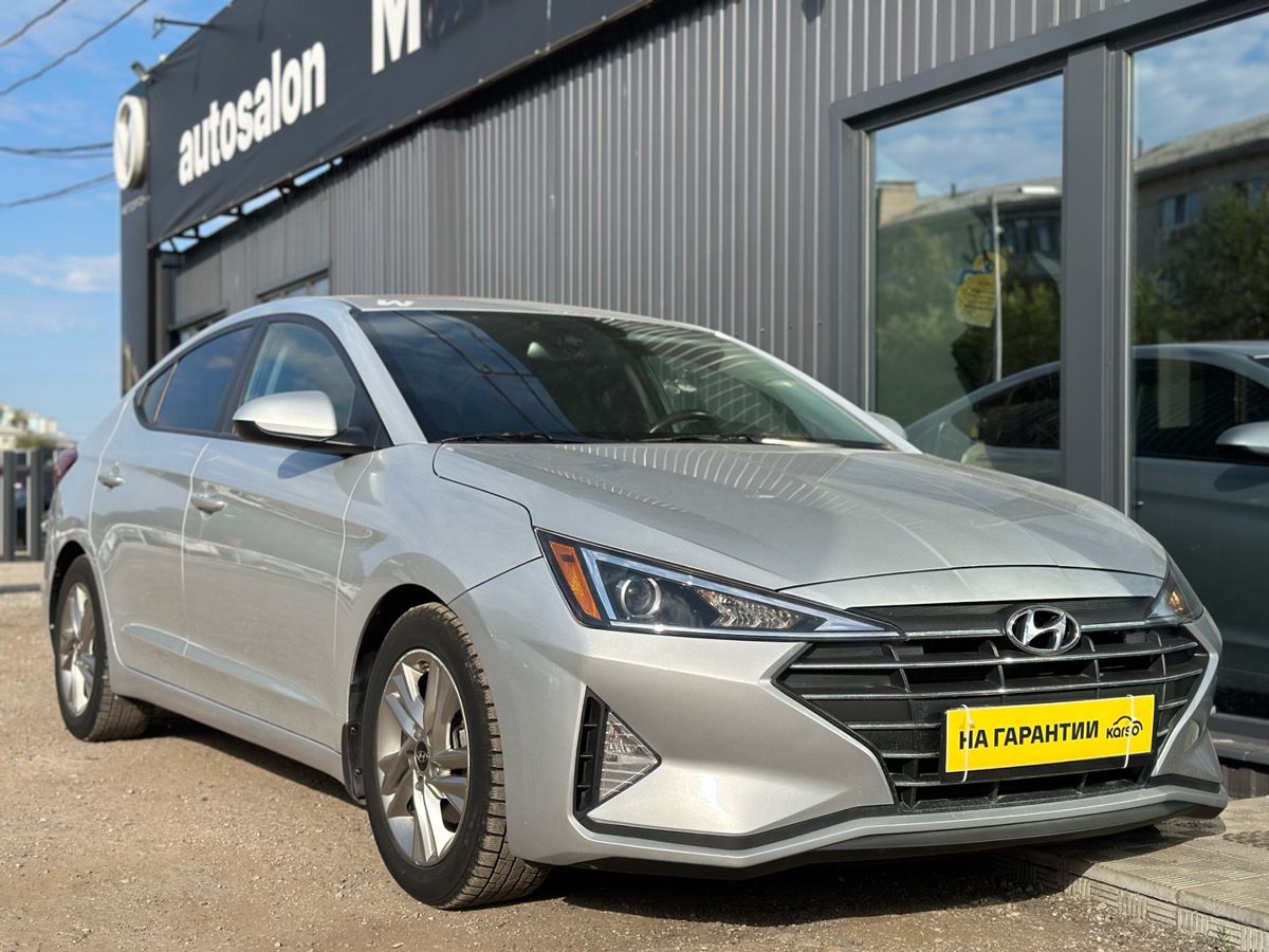 Hyundai Elantra VI (AD) 2.0 AT (150 л.с.) Comfort + Style + High-Tech 2019 — фото 4