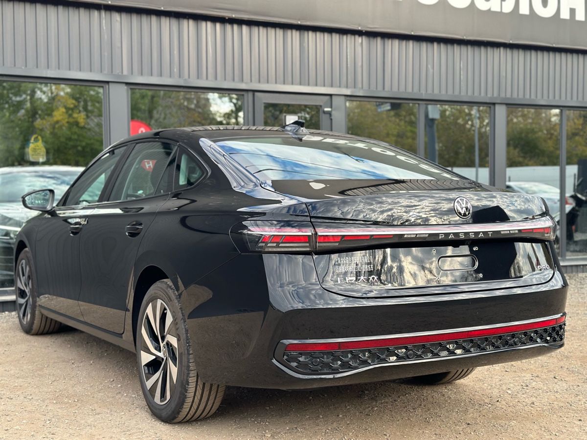 Volkswagen Passat B9 1.5 AMT (150 л.с.) 2026 — фото 7