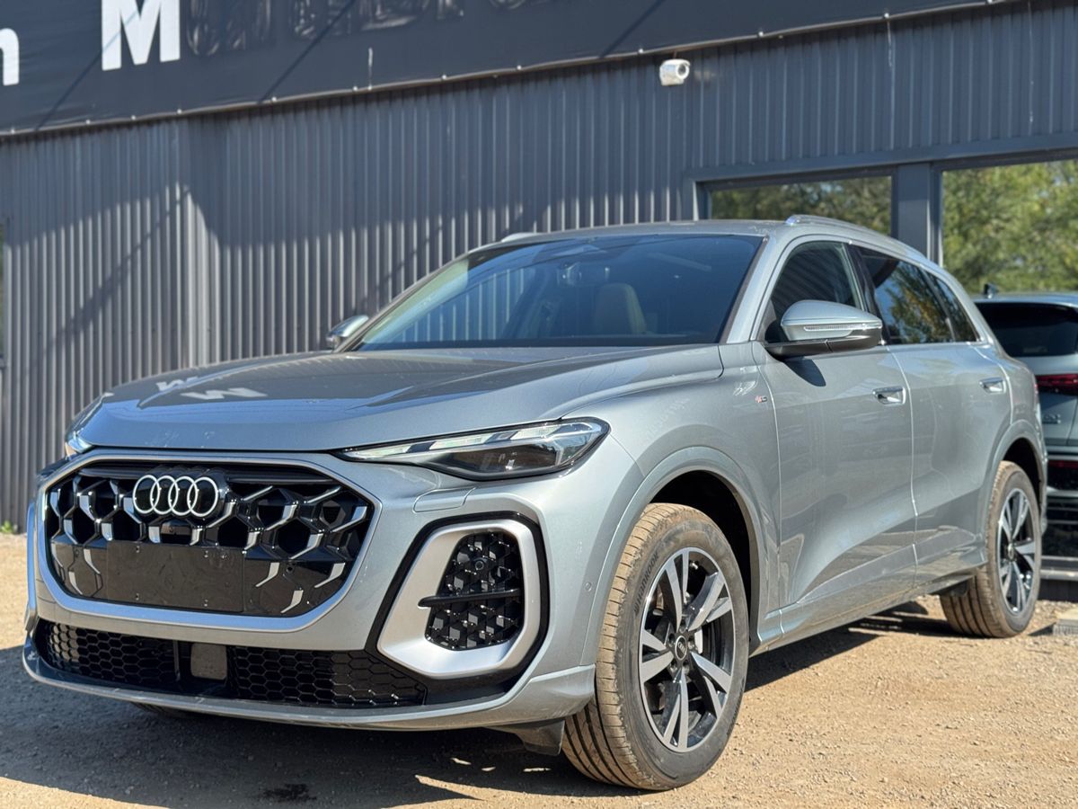 Audi Q5 III (GU) L 2.0 AMT (204 л.с.) 4WD Exclusive 2026 — фото 3