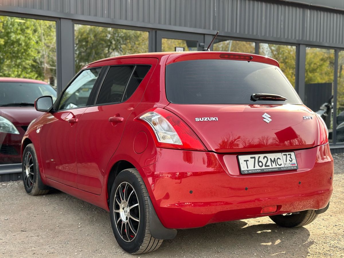 Suzuki Swift IV 1.2 AT (94 л.с.) 2011 — фото 4