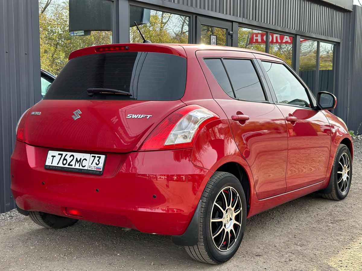 Suzuki Swift IV 1.2 AT (94 л.с.) 2011 — фото 9