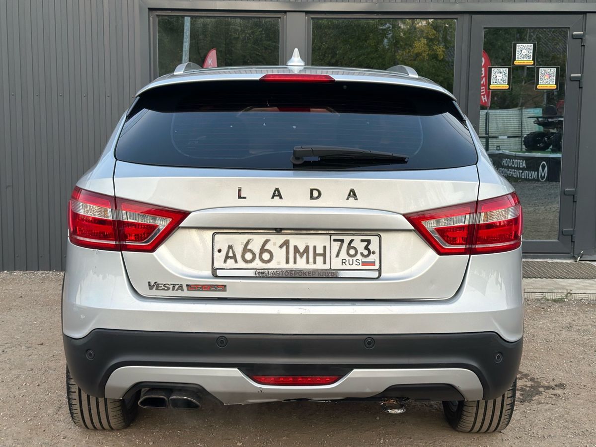Lada (ВАЗ) Vesta I SW Cross 1.8 MT (122 л.с.) 2018 — фото 8