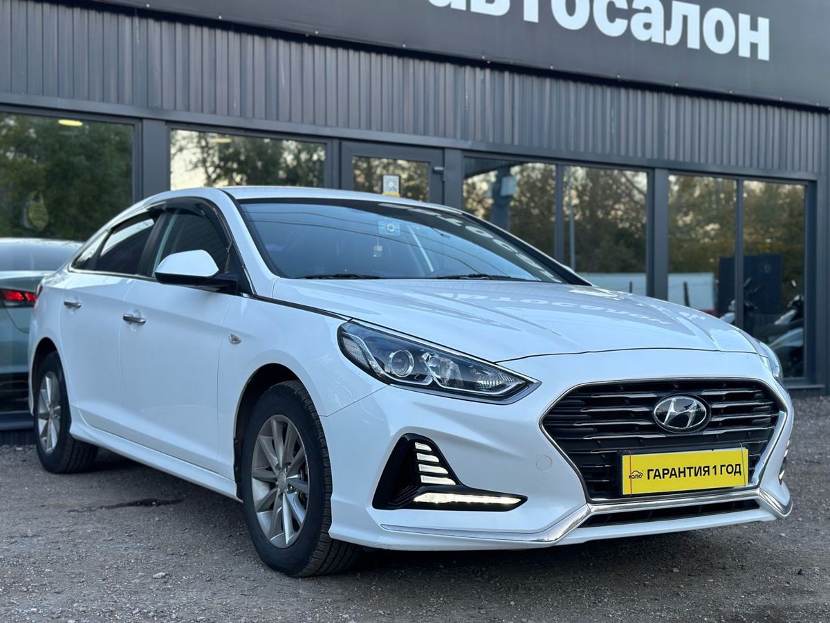 Hyundai Sonata VII (LF) LPi 2.0 AT (151 л.с.) 2017 — фото 1