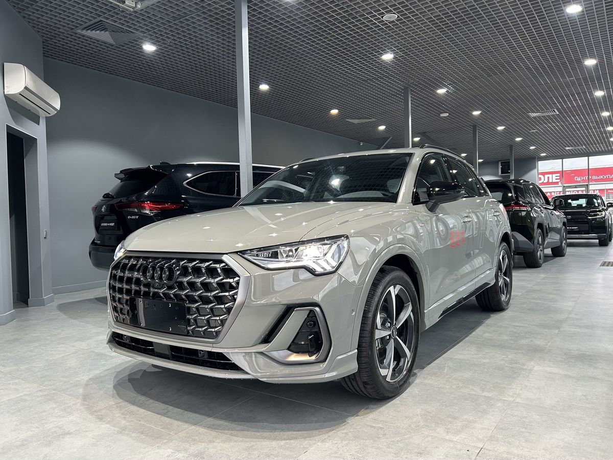 Audi Q3 II (F3)