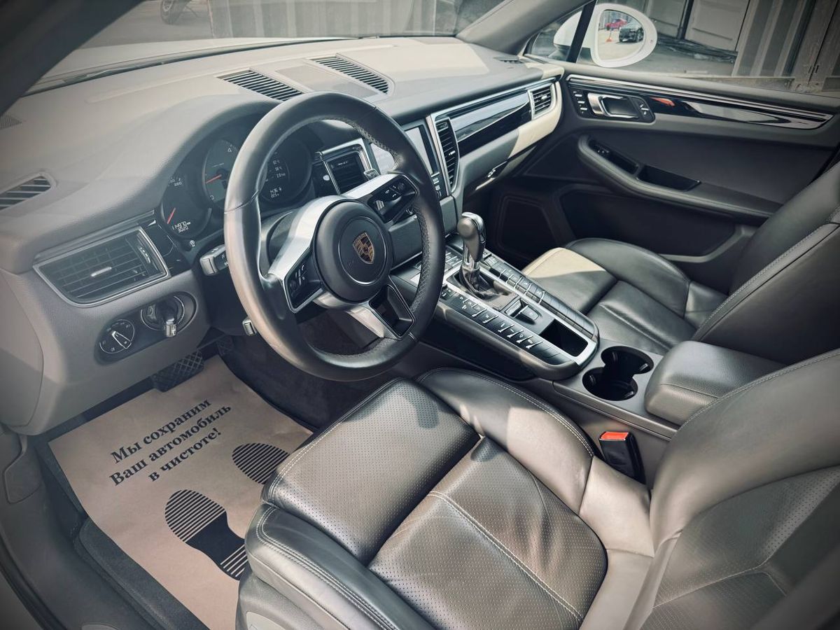 Porsche Macan — фото 7