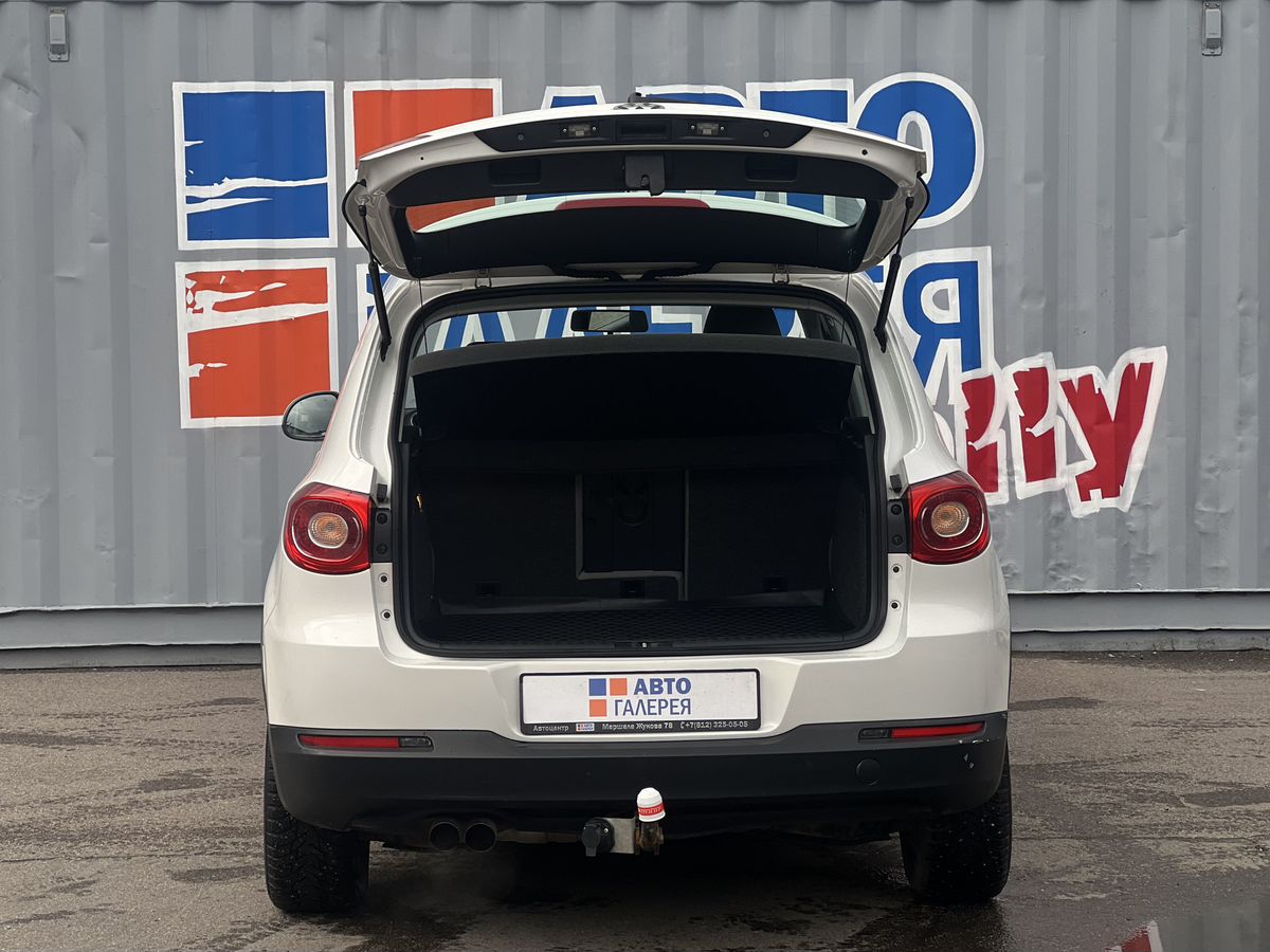 Volkswagen Tiguan — фото 10