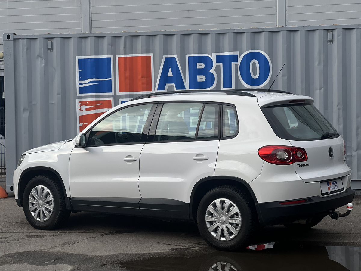 Volkswagen Tiguan — фото 3