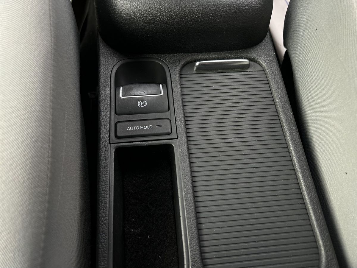 Volkswagen Tiguan — фото 17