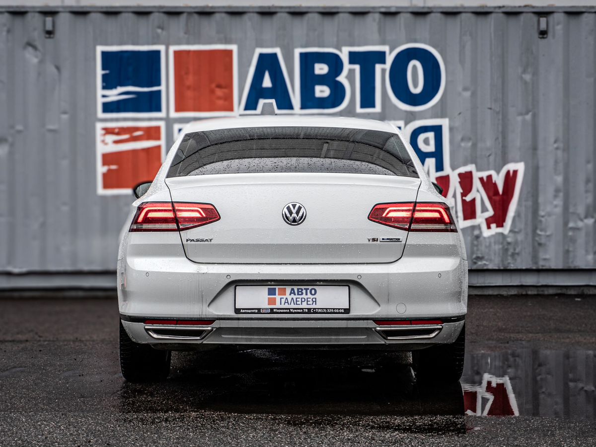 Volkswagen Passat — фото 7