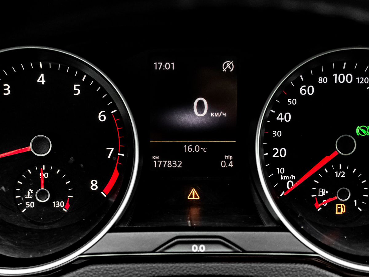 Volkswagen Passat — фото 15