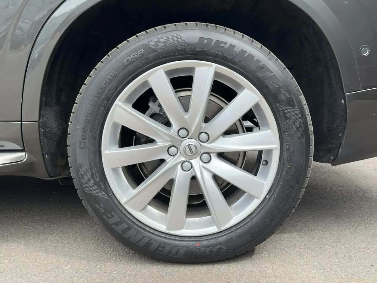 Volvo XC90 — фото 10