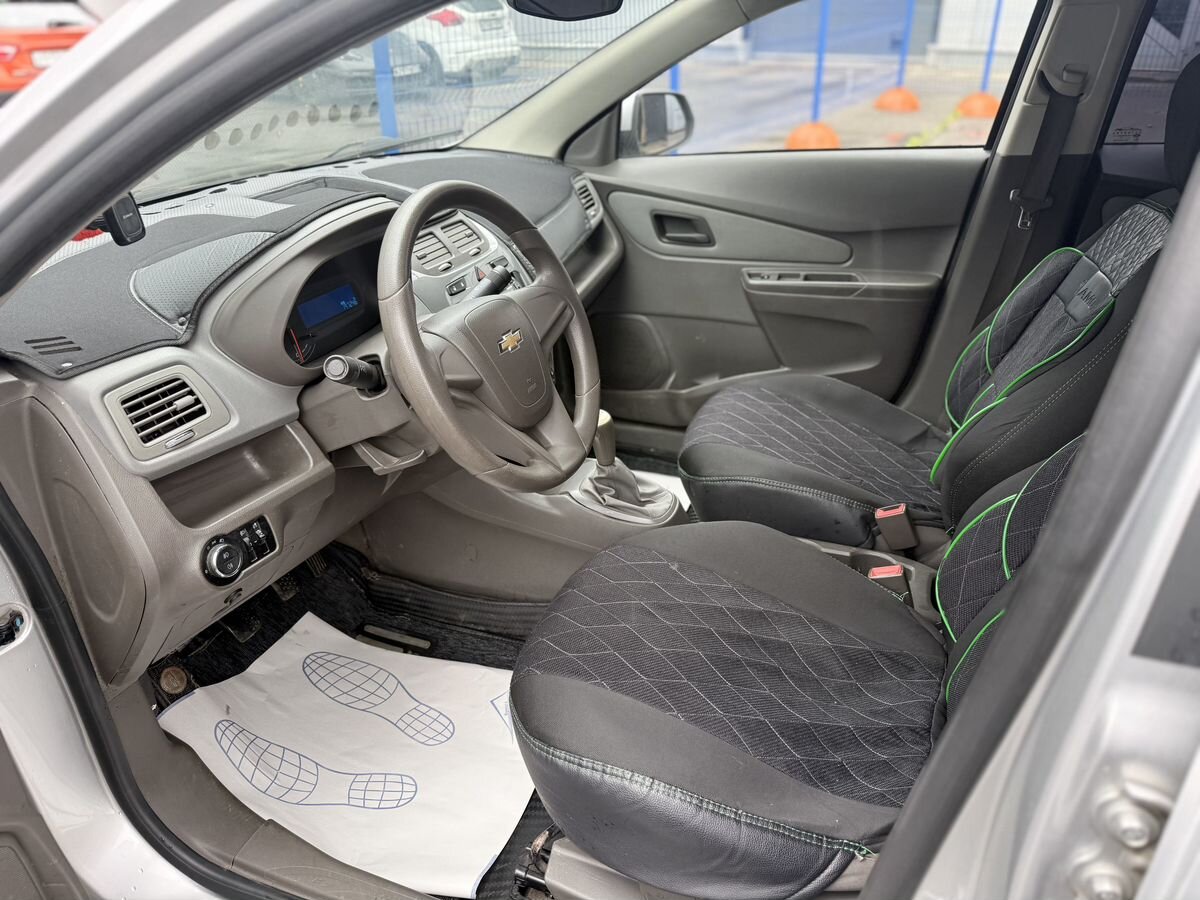 Chevrolet Cobalt — фото 10